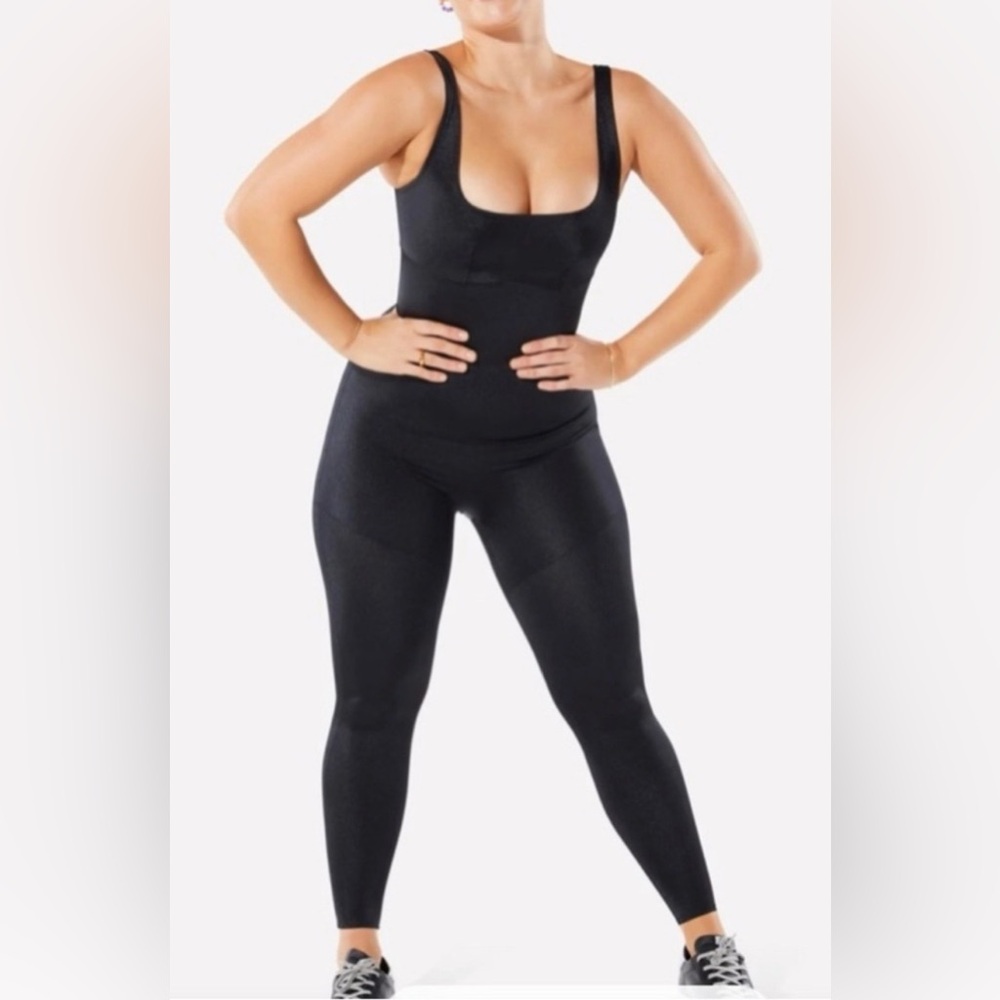 YITTY by Fabletics lustrous black jumpsuit L
